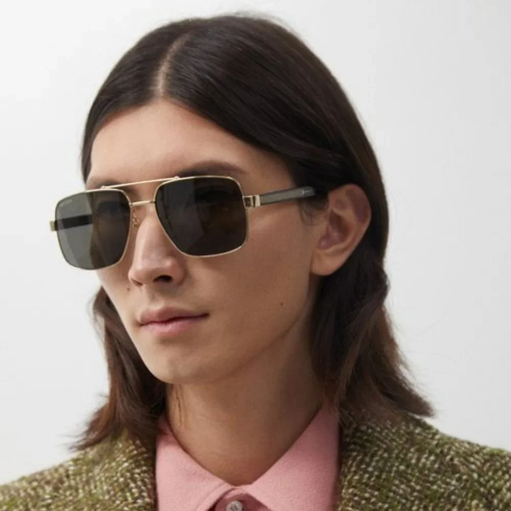 Gucci GG0529S 001 BRAND NEW Sunglasses Gold Black Grey Oversized Pilot Unisex